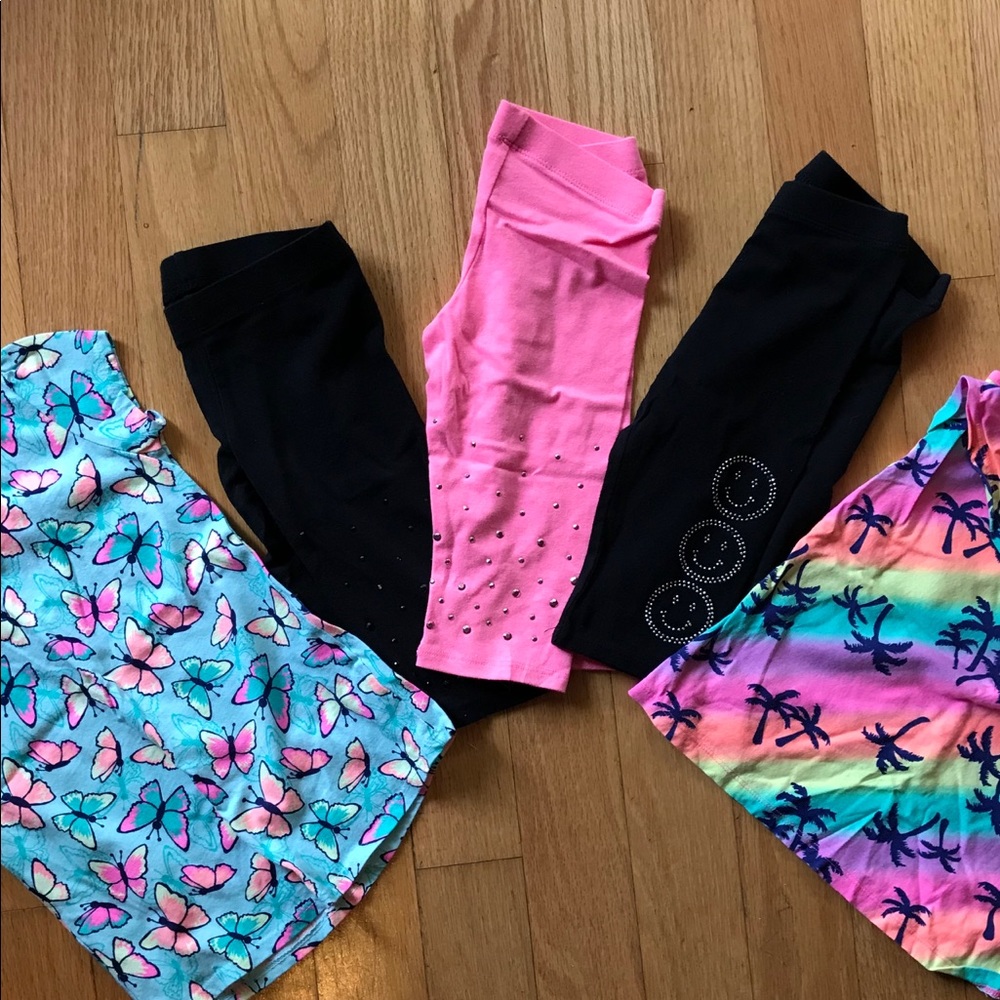 **SOLD* brand new! Outfit sets!